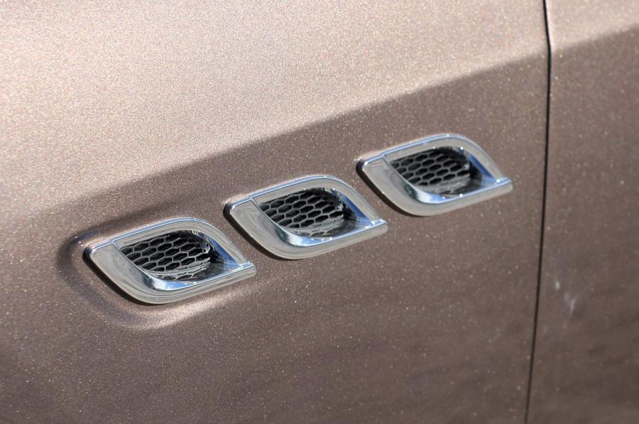  Maserati Quattroporte 2014 года  (фото 40 из 52)